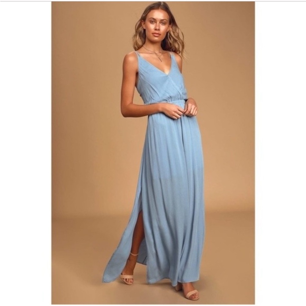Lulu’s Lost in Paradise Light Blue Maxi Dress Size S. NWOT